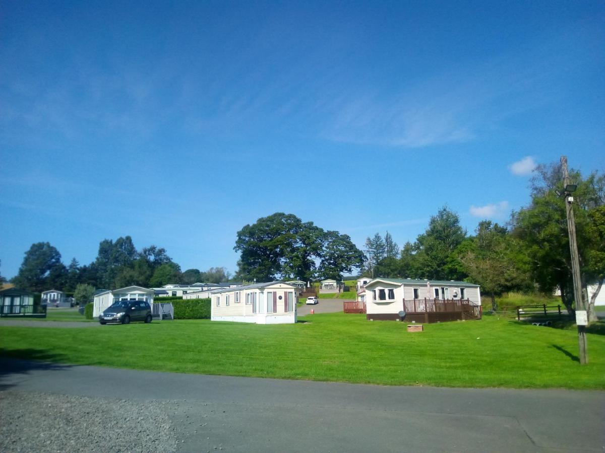 Campsie Glen Holiday Park Fintry Buitenkant foto