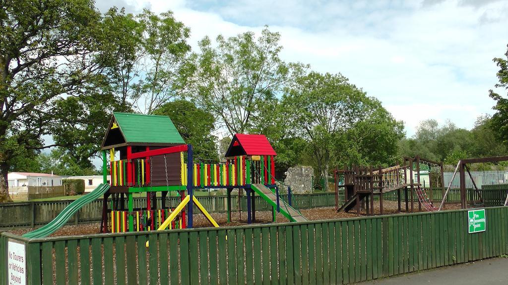 Campsie Glen Holiday Park Fintry Buitenkant foto